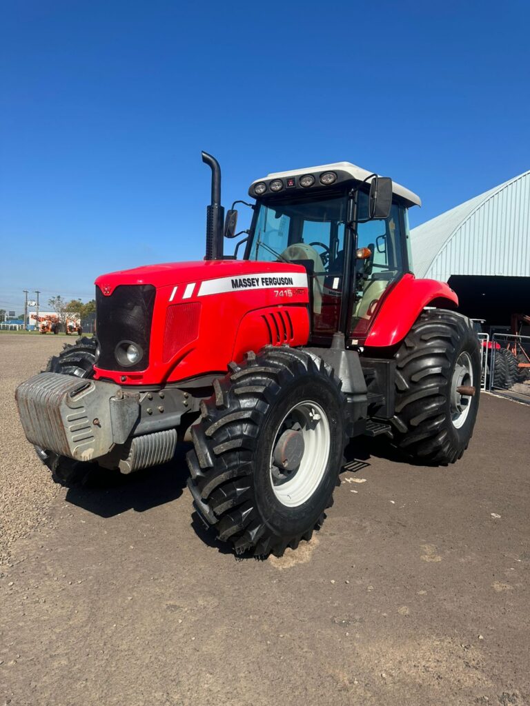 Trator MF 7415 – 26010040